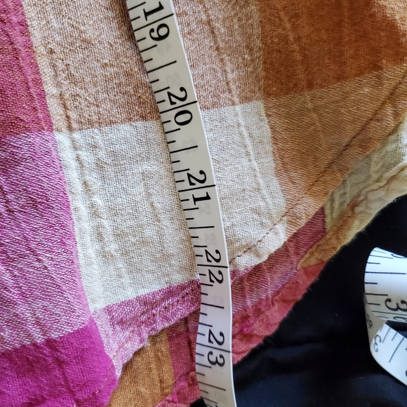 Sold Isabella Sinclair pink orange square check picnic trapeze top - Picture 8 of 8